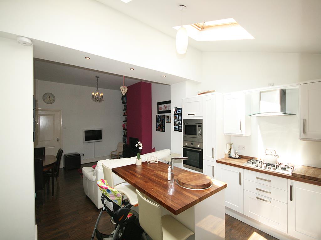 2 bedroom terraced house SSTC in Barnoldswick - IMG_5073.JPG